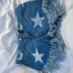 Star print denim shorts